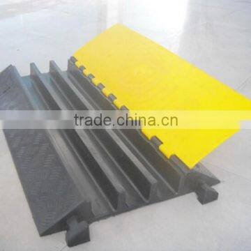 Hard intensity rubber speed bump, rubber deceleration strip