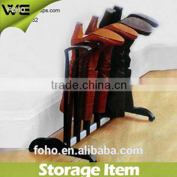 Store up to 3 pairs of boots on FOHO's Boot Organizer