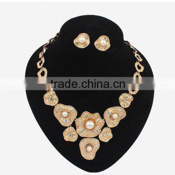 Wholesale coral beads necklaces set fashion chinese ,modern pearl necklaces(AM-A1054)