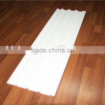High Quality and Newly Developed Slatwall Show Case