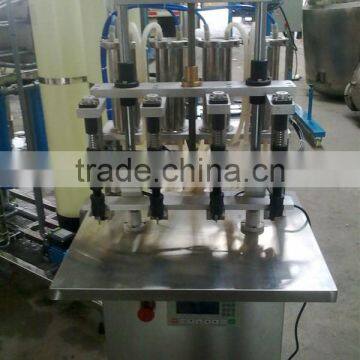 2015 JF New High Precision Automatic Liquid Filling Machine/ Perfume, Oil, Cosmetic Toner, Milk, Juice Liquid Filling photo-2