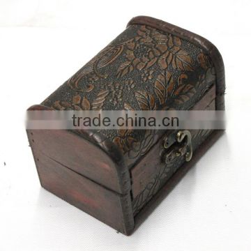 Veneer wooden jeweler box