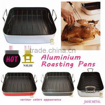 Rectangular aluminum roasting turkey pan with U rack