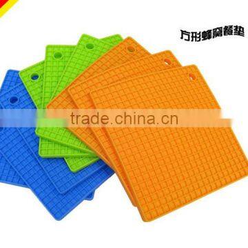 New Design FDA Grade Square Silicone Trivet photo-3