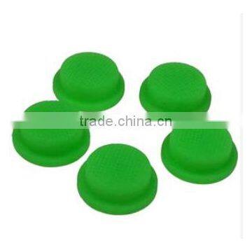 16mm x 8mm Glow-in-the-Dark Silicone Switch Cap for Flashlight - Green