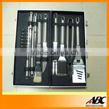 Professional Aluminum Case 18pcs BBQ Utensils Set