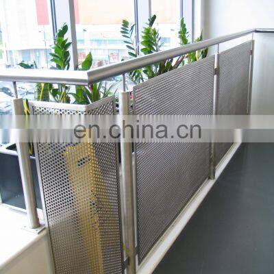 XINHAI Decorative Metal Perforated Sheet Metal Decorative Panel Garden Privacy Perforated Metal Sheet photo-5