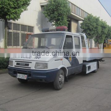 Police use Iveco tow truck double row cabin