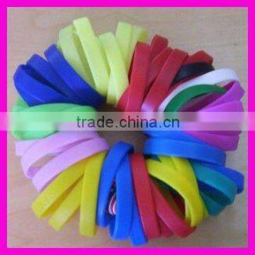 fashion cheap thin rubber bracelets