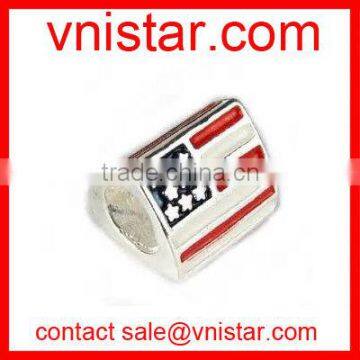 Vnistar metal alloy european style large hole red and blue enamel USA flag triangle beads TB079
