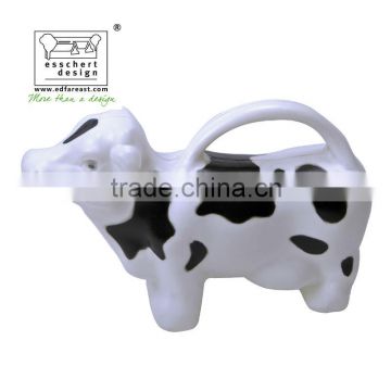 2013 plastic cow shape hand painted watering cans 1.1L