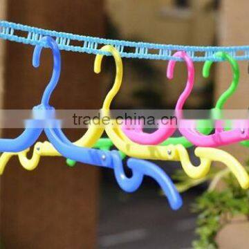 New Non Slip Hanger Portable Travel Plastic Shirt Clothing Holder Folding photo-3