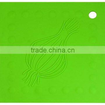 Garlic embossed mat 100% Food Grade silicone oven mat /silicone pot holder