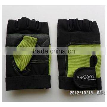 Exercise Training Grappling Gloves