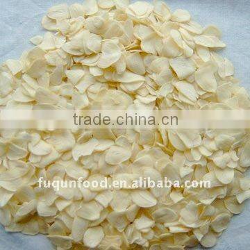 2014 crop dehydrated garlic flakes