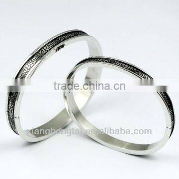 2014 latest black Lace design Pure Titanium Steel bracelets bangles