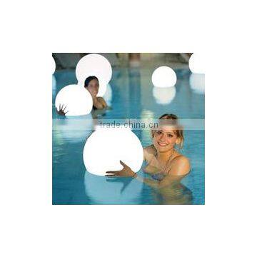 IP68 illuminated plastic floating led swimming pool ball