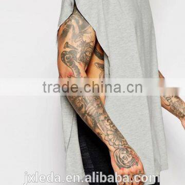 Super Oversized Hip Hop Cape T-shirt, Bulk Plain Cheap High Quality T-shirts Men OEM photo-3