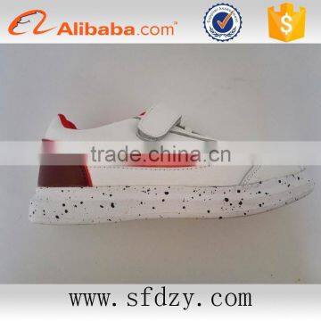 Cheap Wholesale Kids Shoes 2016 Fashion Sports Trainers for Sale photo-6