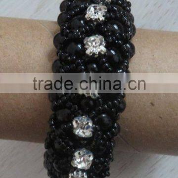 Black White Imitation Pearls Bracelet with Elastic Rhinestones Stretched Pearls Handmade Crystal Stones Pearl Beads Bracelet