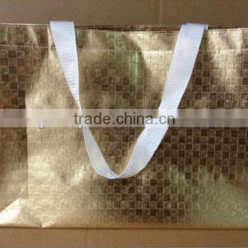 PP non woven bag with square golden glossy lamination