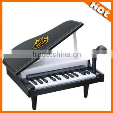 Plastic children toy piano with microphone