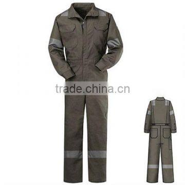 Fire retardant clothing