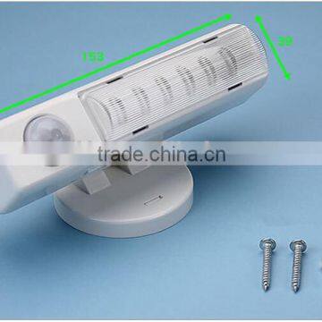 4 *1.5V batteries automatic pir sensor led night light lamp