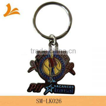 SM-LK026 soft enamel engraved metal keychains wholesale