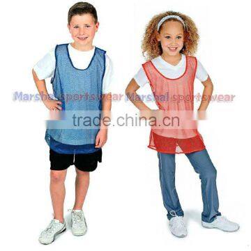 Custom Mesh soccer vests youth soccer bibs training bibs manufacture