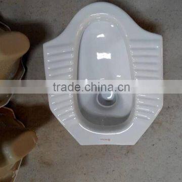 Gloss Squatting Pan With Siphon Trapway Fender photo-2