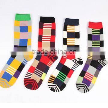 wholesale fashion colorful strips and bulk ECO-Friendly cotton knitted students socks