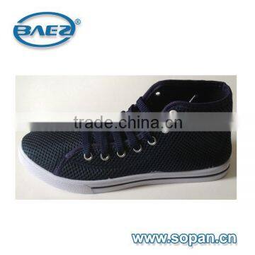 breathable men injection shoes with cheap price