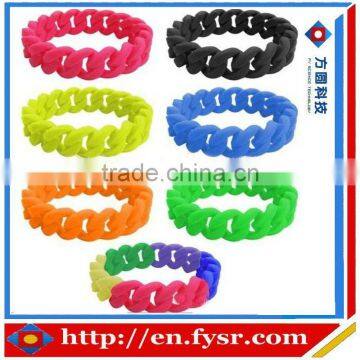 Newest design fashion silicone twist bracelet, band