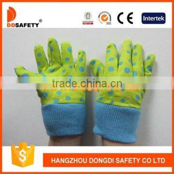 DDSAFETY Green Dots Design Back Knitted Wrist Protective Kids Hands Garden Gloves