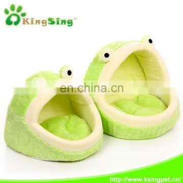 Lovely big frog pet bed