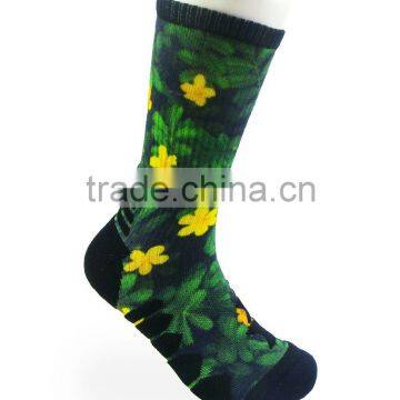 Man's China socks factory wellness coolmax socks custom logo socks