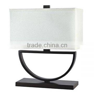 Hotel Modern Decoration Table Lamp with White Fabric Lampshade