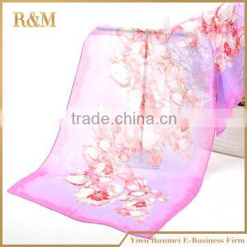 Latest product all kinds of geometric silk scarf reasonable price