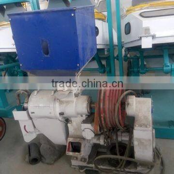 Corn/maize polishing machine