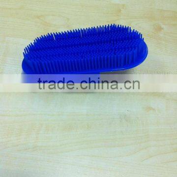 Plastic massage curry comb