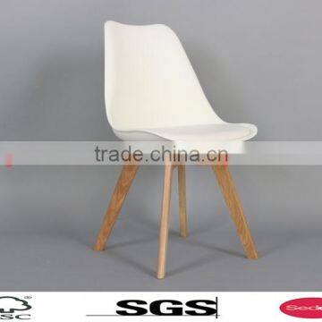 Modern NEW fresh/colorful Emes chair /firm chair made of PP.