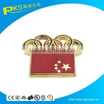 promotional five- interlocked rings shaped badge in hot sale