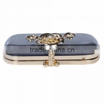 Iron Based Alloy Kiss Clasp Purse Frame Flower Clear Rhinestone Gold Plated 16.3cm(6 3/8") x 11cm(4 3/8"), 1 Piece photo-3