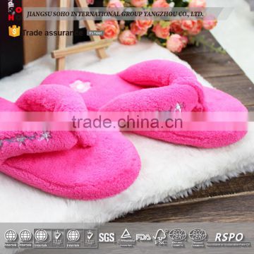 2017 Top Quality Disposable Coral Fleece Hotel Slippers with Embroidered Logo printed eva slipper