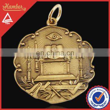 Engraved golden metal masonic lapel pin