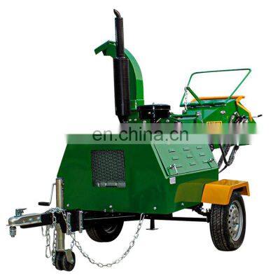 Truck towed Automatic self feeding 40hp mobile wood tree chippers leaf chipper shredder