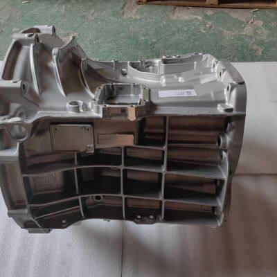 Truck Gearbox Clutch Housing Front Housing 1325201063 Is Suitable for LZF Gearbox 1325 201 063 photo-4