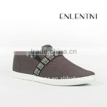 Wholesale cheap slip on casual shoes for men