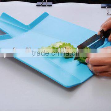 plastic PP flexible and foldable cutting board for kitchen